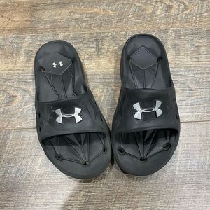 under armour boys slides
